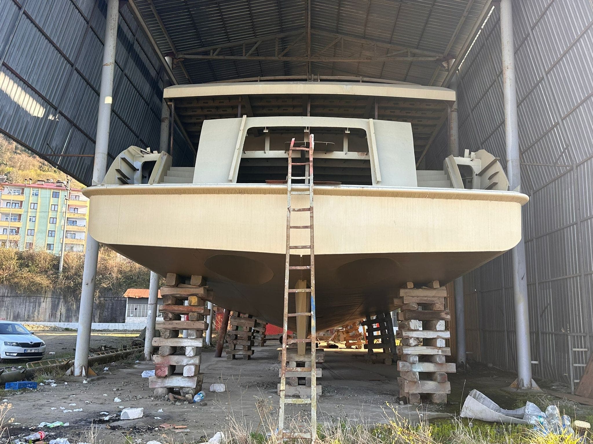 Kıçtan görünüm ve pervane yatakları